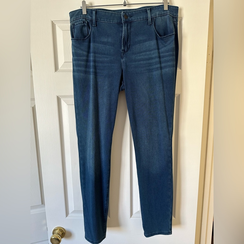 Women’s Blue Jeans